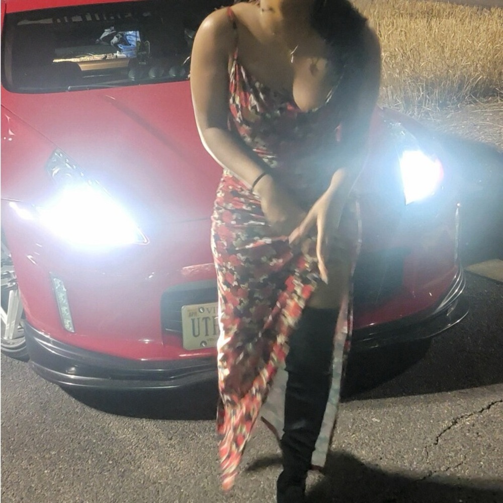 Cotton material floral, dress, show off legs